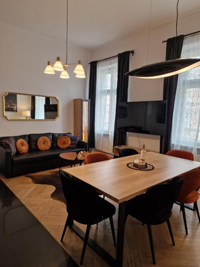 Golden Pearl - Main Square, 100 Sqm, 4 Rooms Kraków Eksteriør billede
