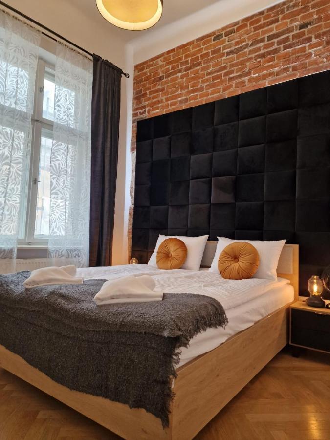 Golden Pearl - Main Square, 100 Sqm, 4 Rooms Kraków Eksteriør billede